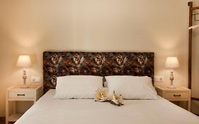 Bentzi...Boutique Apartment 6, Superior Suite For 4 Guests